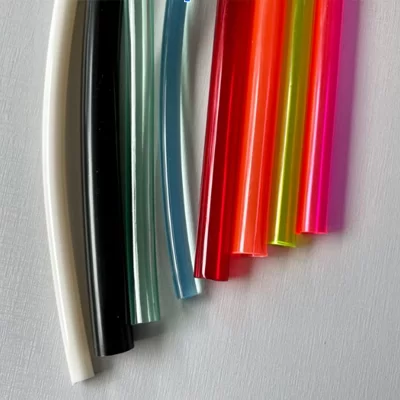 Cordinha para prancha: o que é, para que serve e por que é indispensável no surf